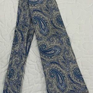 Marc Lewis Tie 100% Silk Blue Silver Paisley Design. Condition is "Pre-owned".